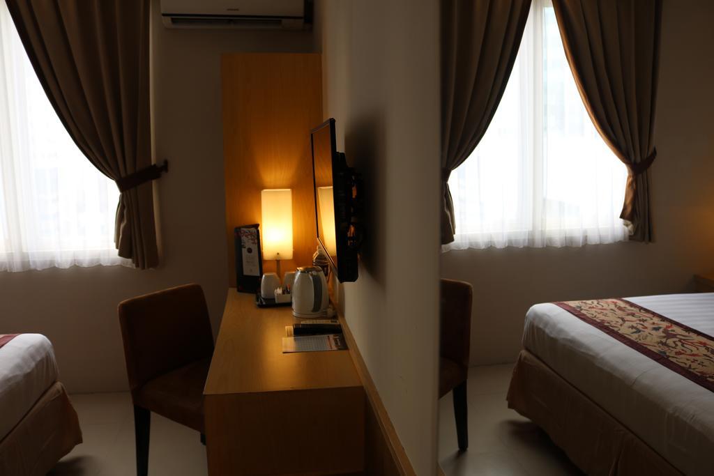 Bekizaar Hotel Sorabaya Extérieur photo